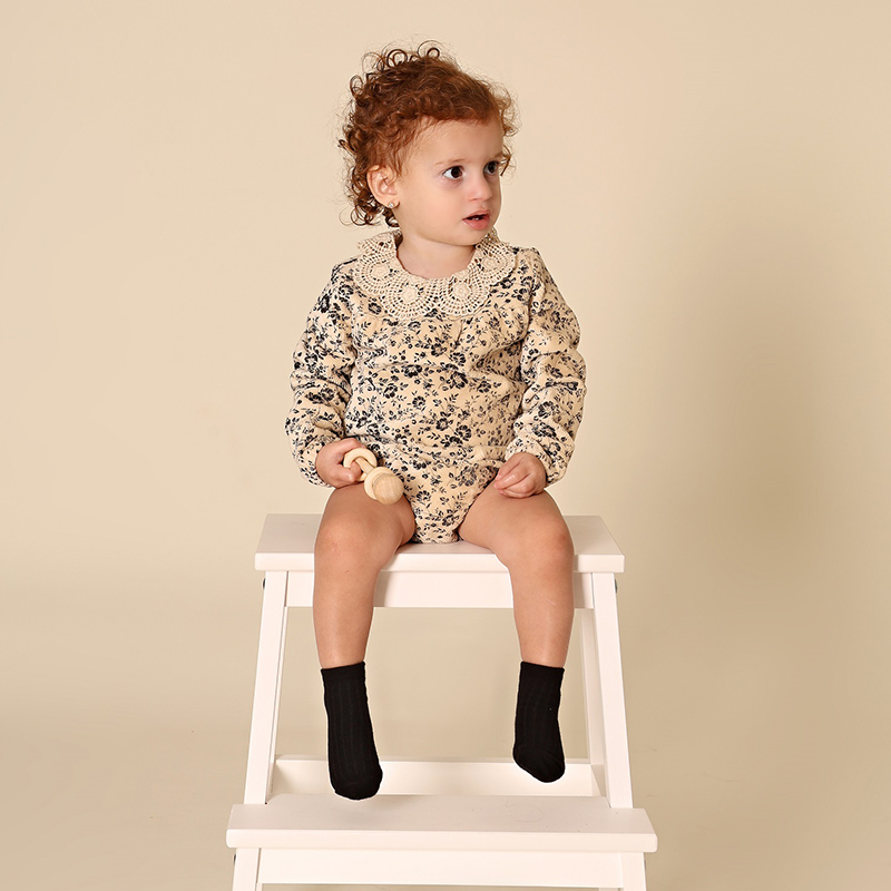 طقم ملابس عائلية أنيق من القطي - مراجعة Winter Clothing Kids وسعره